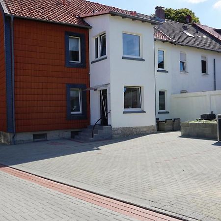 Aussergewoehnliche Dachgeschosswohnung Koenigslutter am Elm Luaran gambar